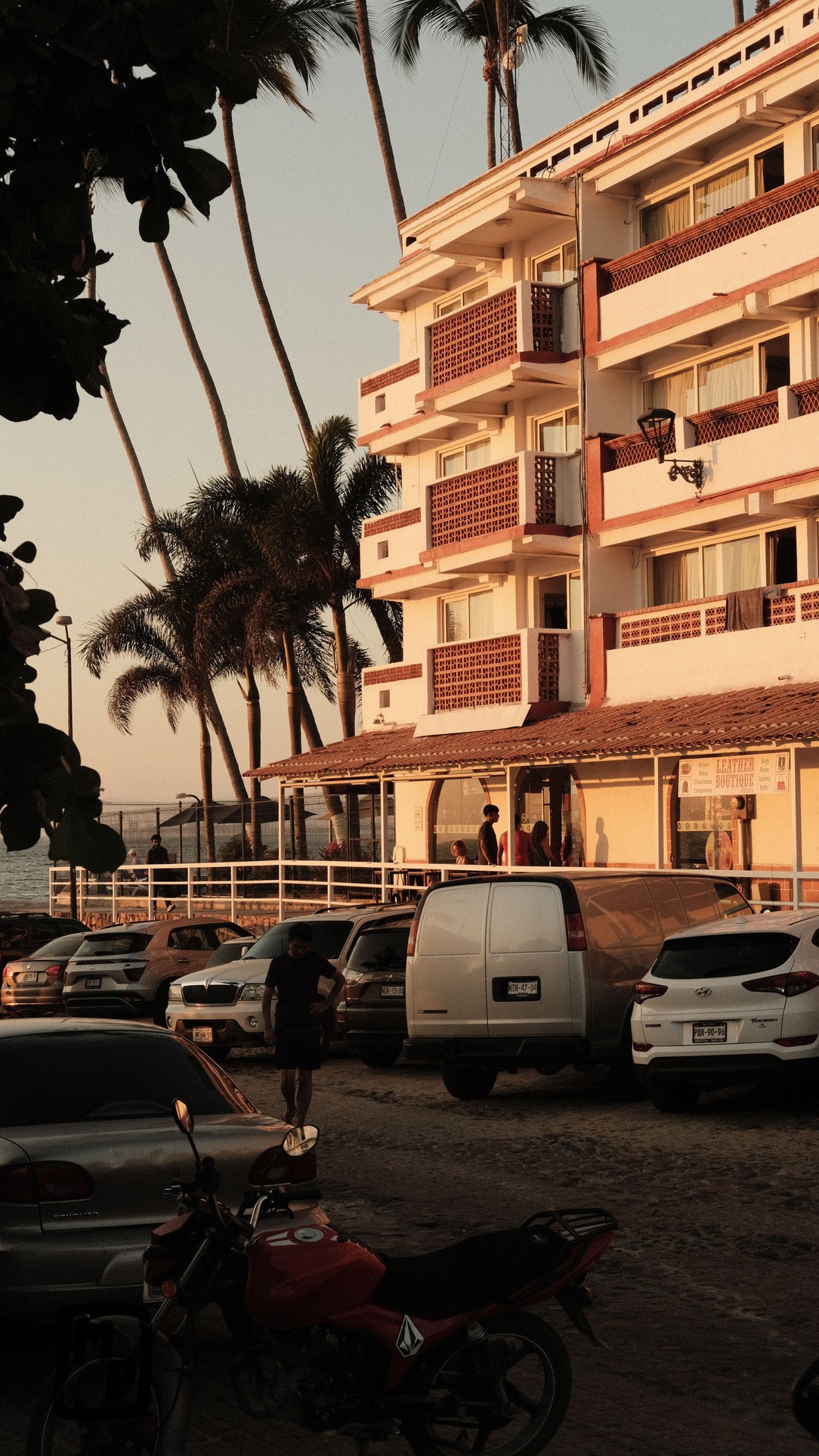 Sunset at Hotel Rosita (1/1)